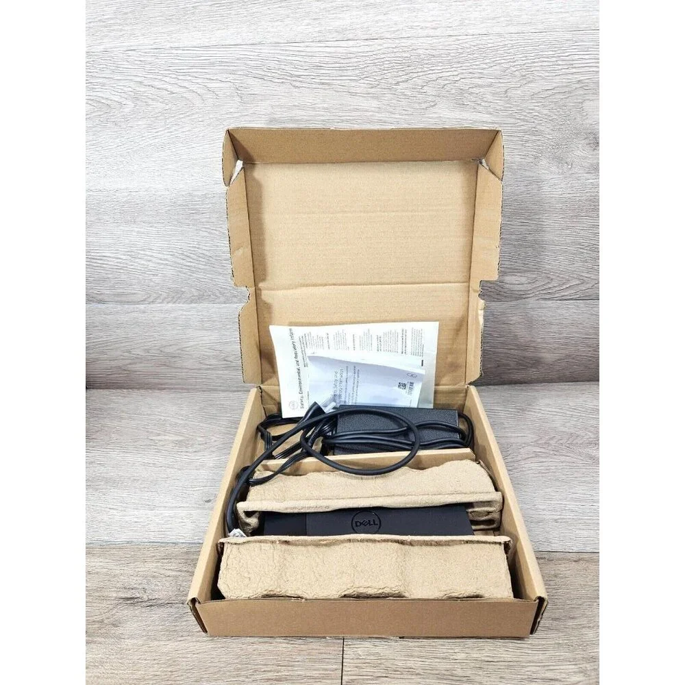 Dell Thunderbolt Dock WD22TB4 Computer Docking Station Express Charge Tec